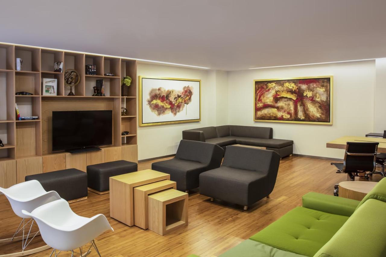Fiesta Inn Celaya Galerias Buitenkant foto